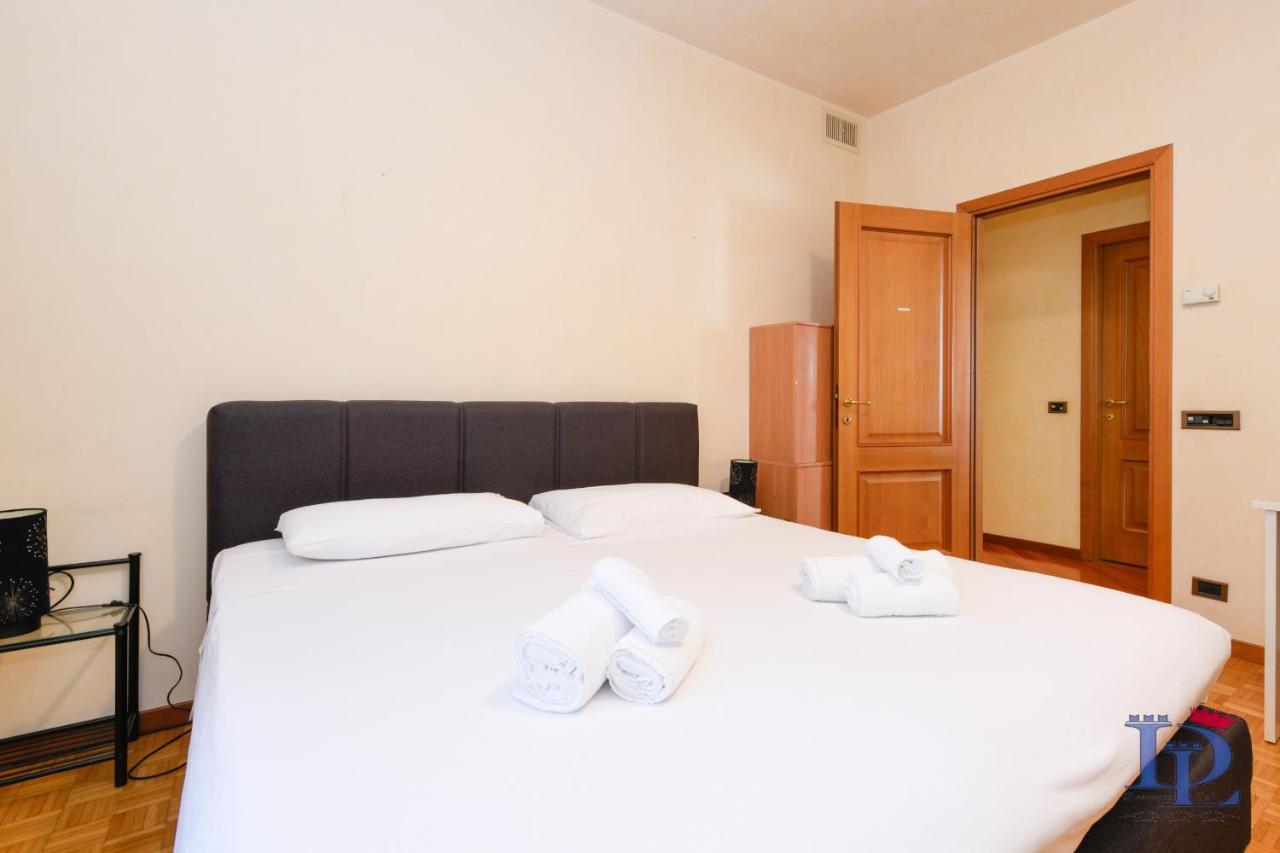 Desenzanoloft Official Partner Marriott Homes & Villas - Charming On The Lake Front Lake Дезенцано-дель-Гарда Екстер'єр фото